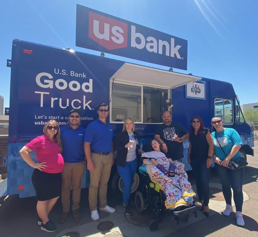 U.S. Bank’s Good Truck Visits Ryan House With Chilly Treats!